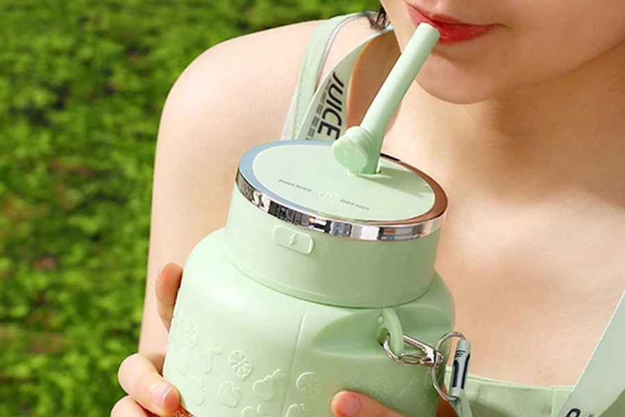 Personal Fruit Juice Blender
